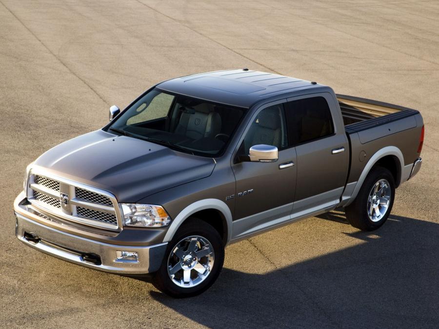  Dodge Ram 1500 Laramie Crew Cab 2008 года  (фото 25 из 30)